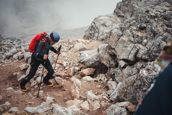 Où participer à une retraite de yoga au Kerala, Inde : lieux et périodes idéales ?